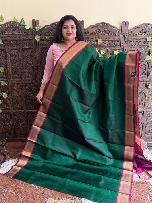 Pure Kanjivaram Silk Saree | Green With Gold Zari Border | Handloom | Silk Mark Certified