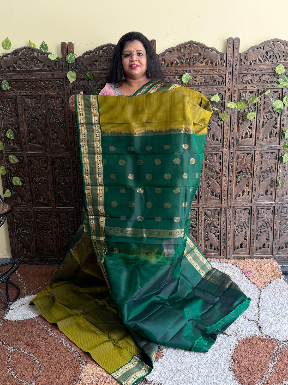 Pure Kanjivaram Silk Saree | Mehandi Green With Gold Zari Border | Handloom | Silk Mark Certified
