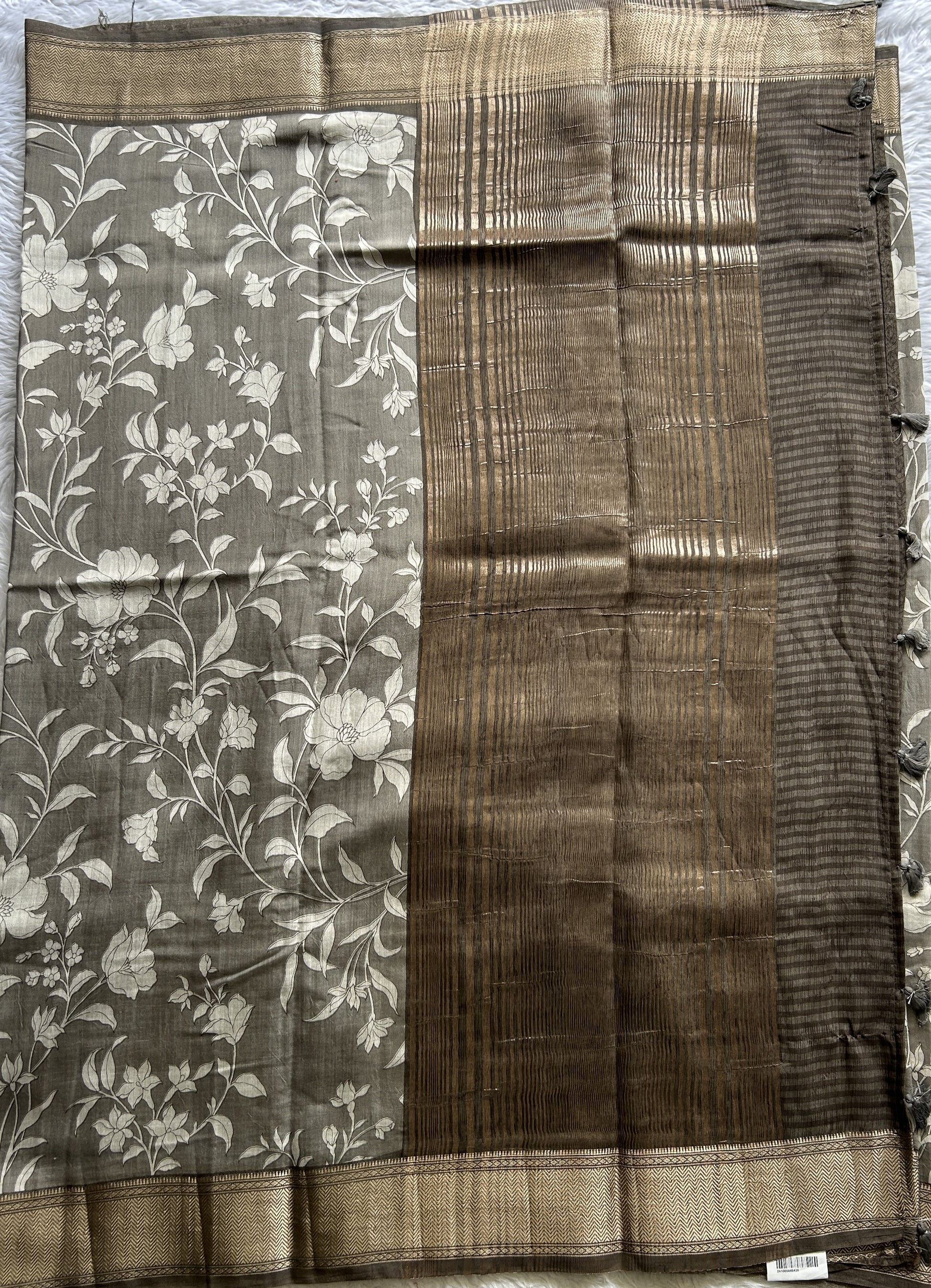 Dola Crepe Saree Gray Colored Complemented with a Zari Border. - Sampradaya Designer Studio