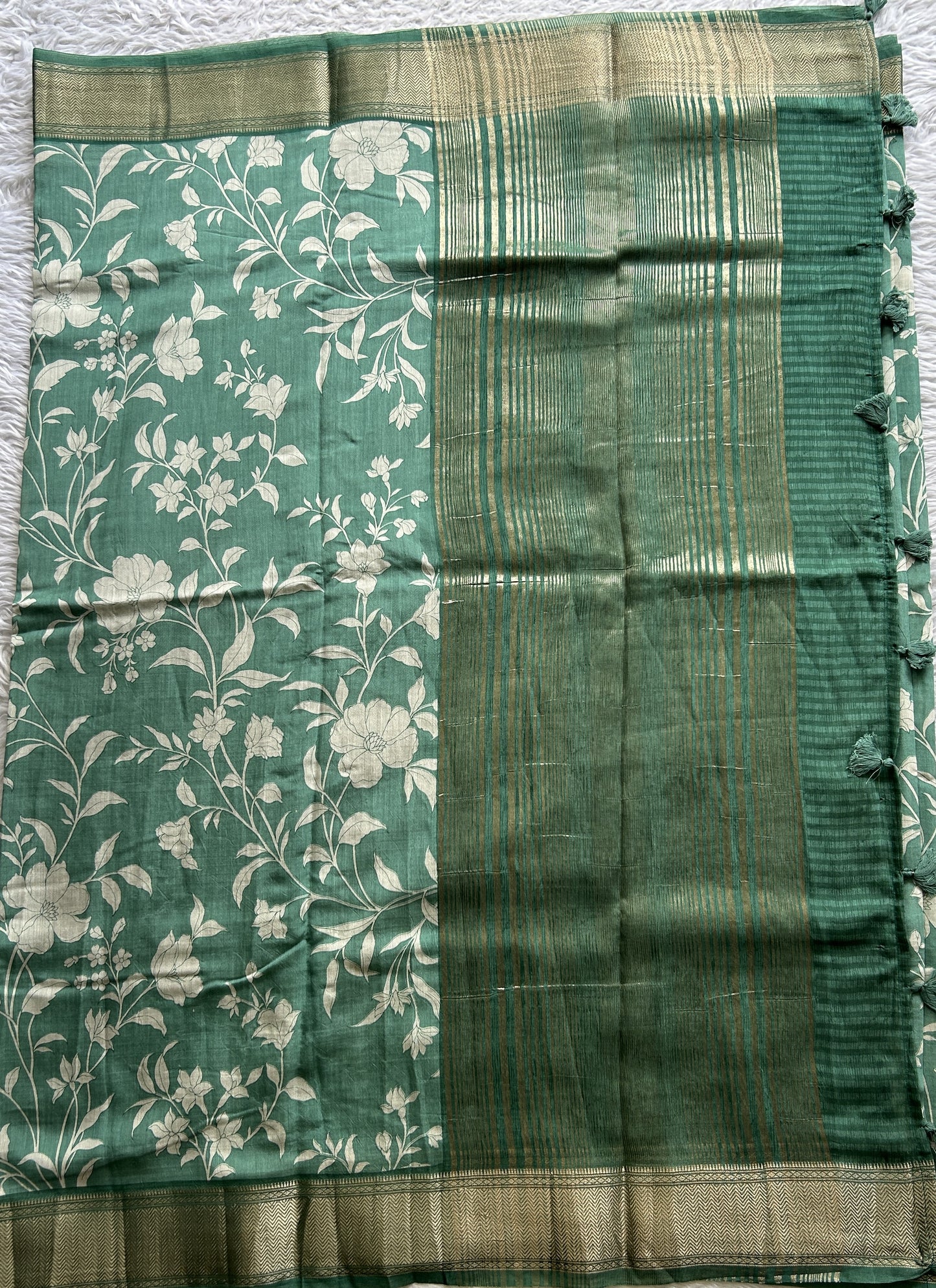 Dola Crepe Saree Sea Green Colored Complemented with a Zari Border. - Sampradaya Designer Studio