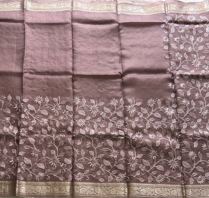 Banarasi Kora Saree Lavender Colored Complemented with a Silver Zari Border.