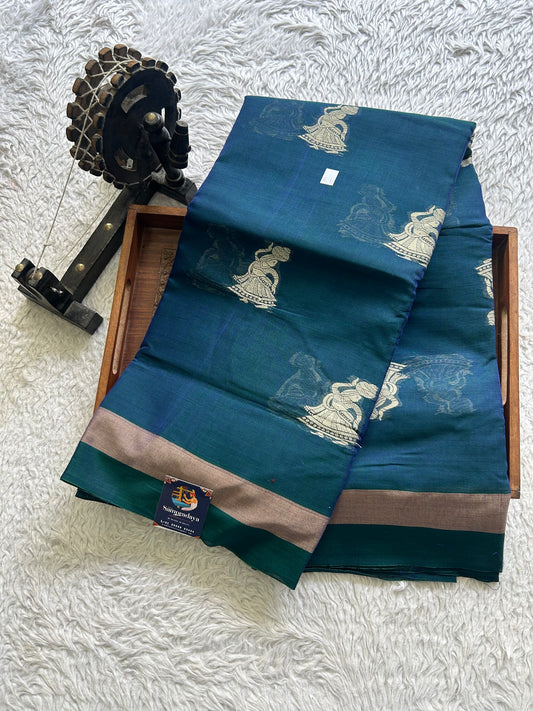Narayanpet Cotton Saree Olympic Blue Colored Complemented with a Thread Border.