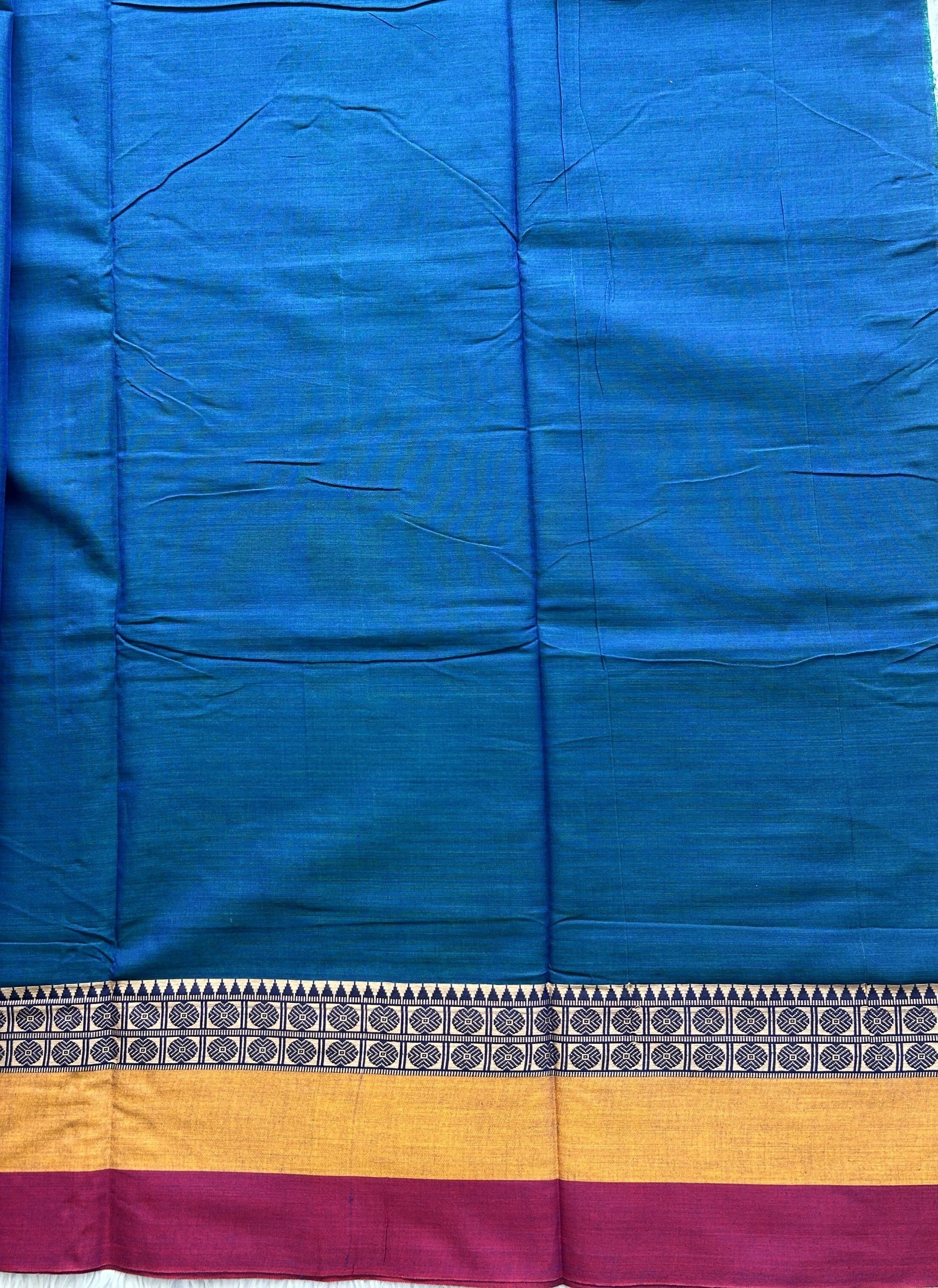 Narayanpet Cotton Saree Ocean Blue Colored Complemented with a Thread Border. - Sampradaya Designer Studio