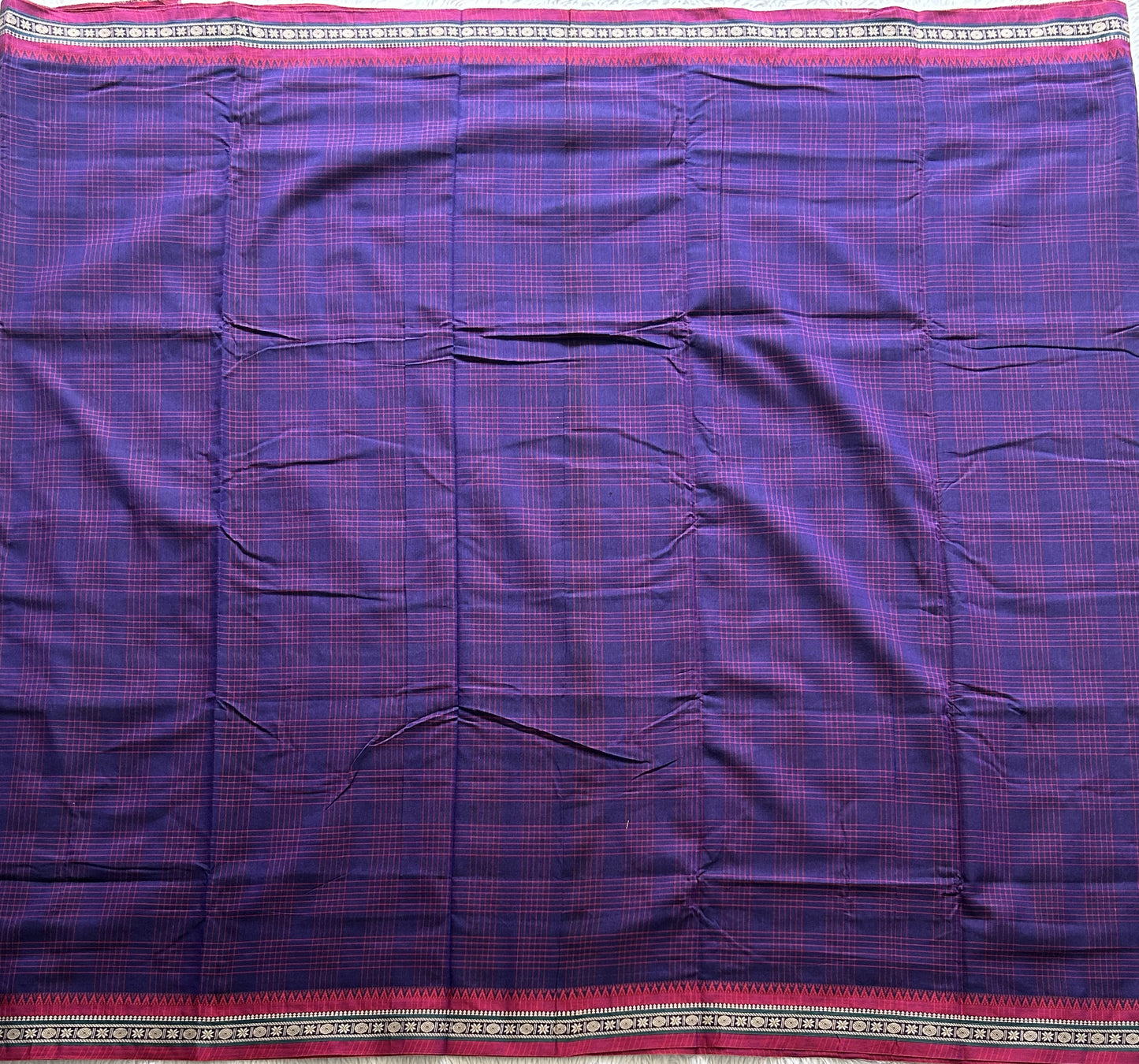 Narayanpet Cotton Checks Saree Purple Colored Complemented with a Thread Border. - Sampradaya Designer Studio