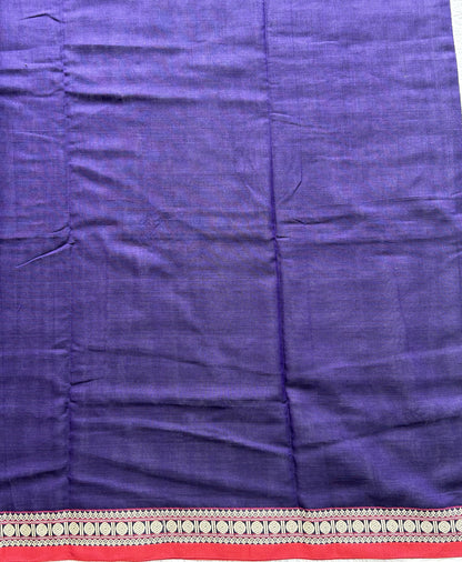 Narayanpet Cotton Saree Grape Colored Complemented with a Thread Border.