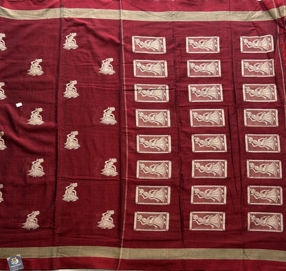 Narayanpet Cotton Saree Maroon Colored Complemented with a Thread Border. - Sampradaya Designer Studio