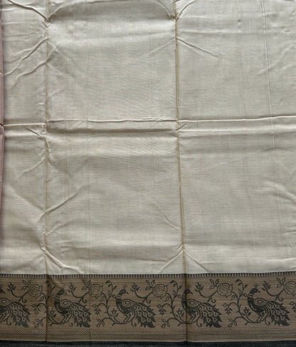 Narayanpet Cotton Saree Light Cream Colored Complemented with a Thread Border. - Sampradaya Designer Studio
