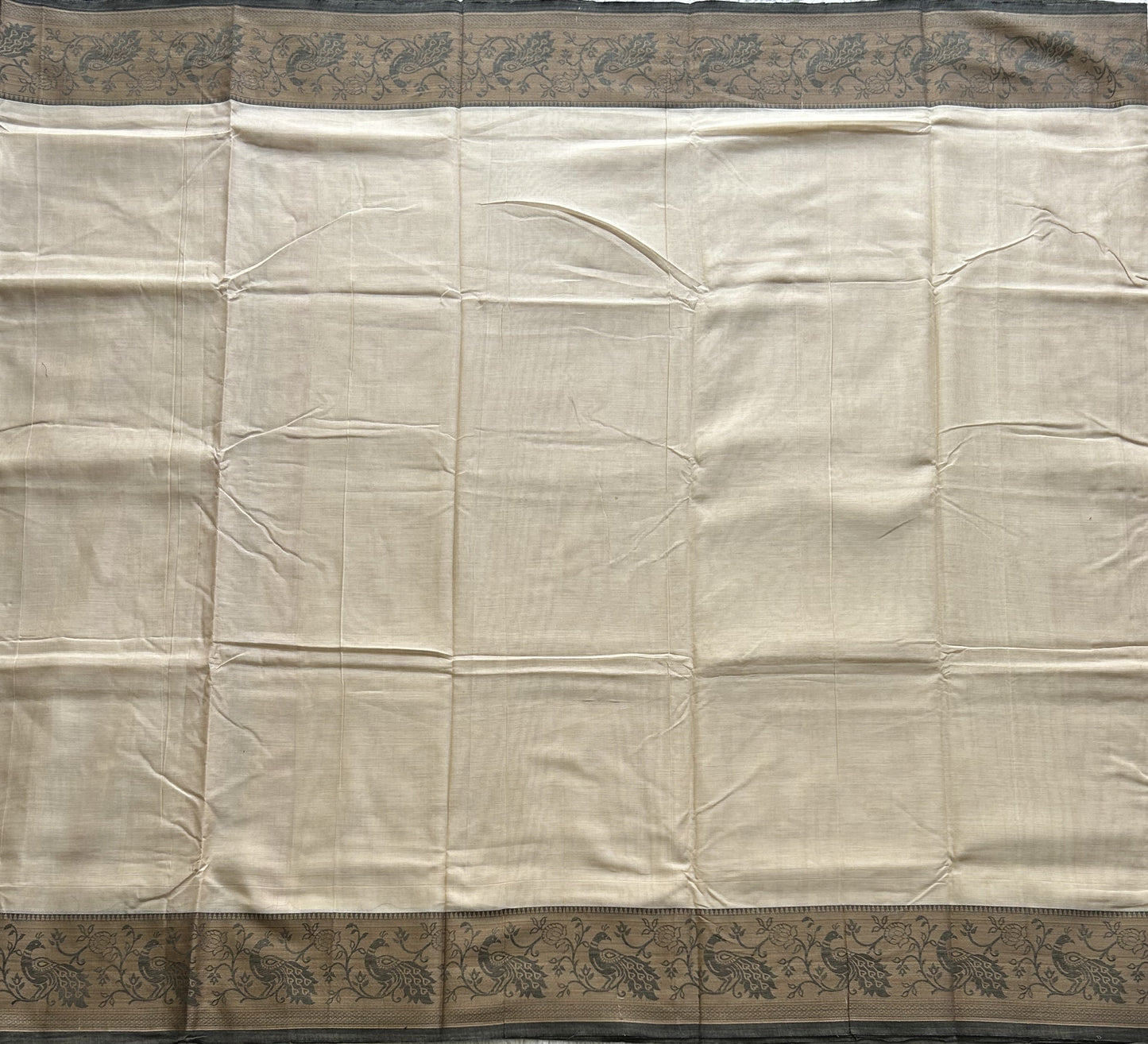 Narayanpet Cotton Saree Light Cream Colored Complemented with a Thread Border. - Sampradaya Designer Studio