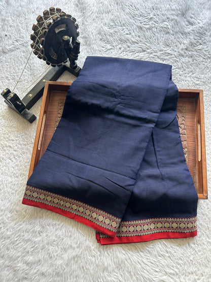 Narayanpet Cotton Saree Royal Blue Colored Complemented with a Thread Border.