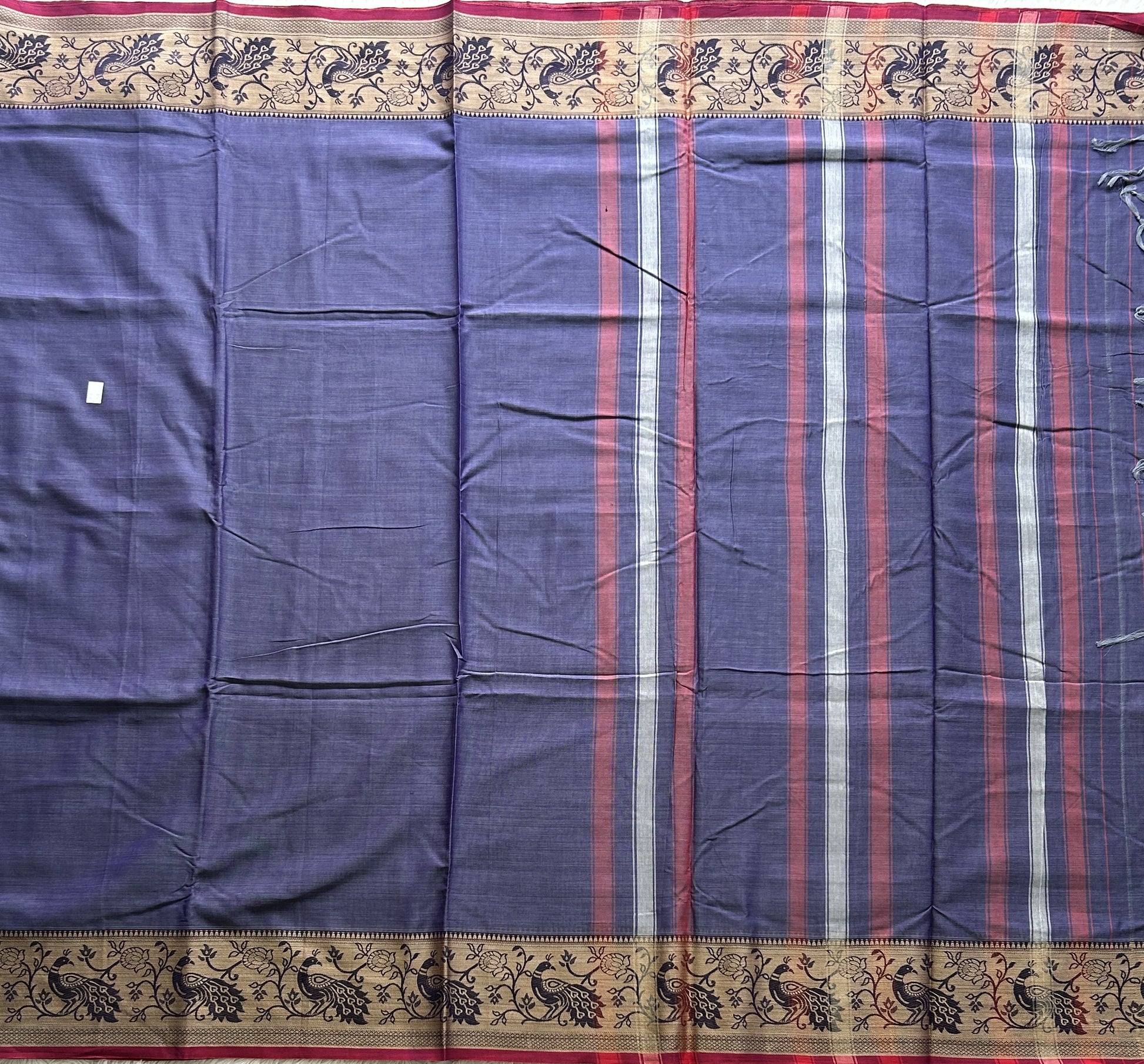 Narayanpet Cotton Saree Orchid Colored Complemented with a Thread Border. - Sampradaya Designer Studio