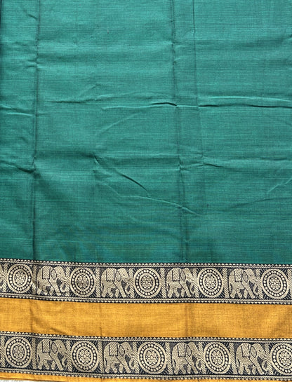 Narayanpet Cotton Saree Emerald Green Colored Complemented with a Thread Border. - Sampradaya Designer Studio