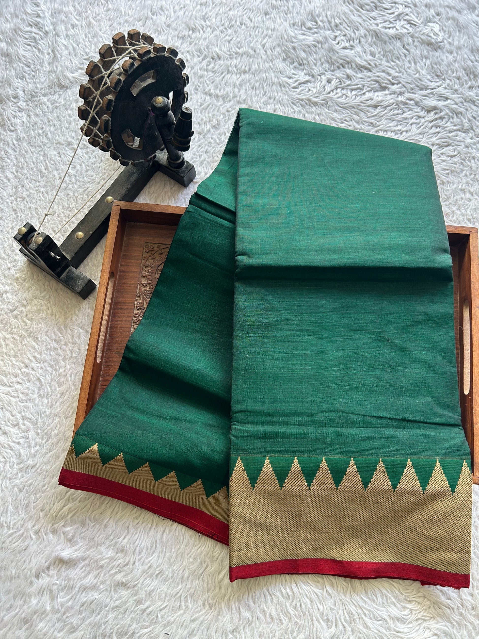 Narayanpet Cotton Saree Dark Paine Green Colored Complemented with a Thread Border. - Sampradaya Designer Studio