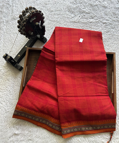 Narayanpet Cotton Checks Saree Imperial Red Colored Complemented with a Thread Border. - Sampradaya Designer Studio