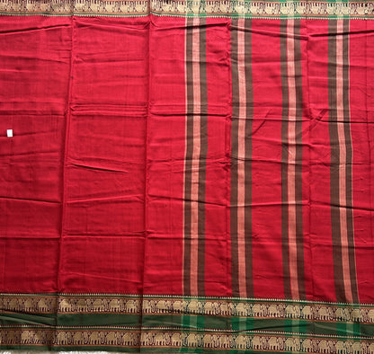 Narayanpet Cotton Saree Carmine Red Colored  Complemented with a Thread Border.
