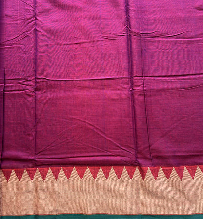 Narayanpet Cotton Saree Light Plum Colored  Complemented with a Thread Border.