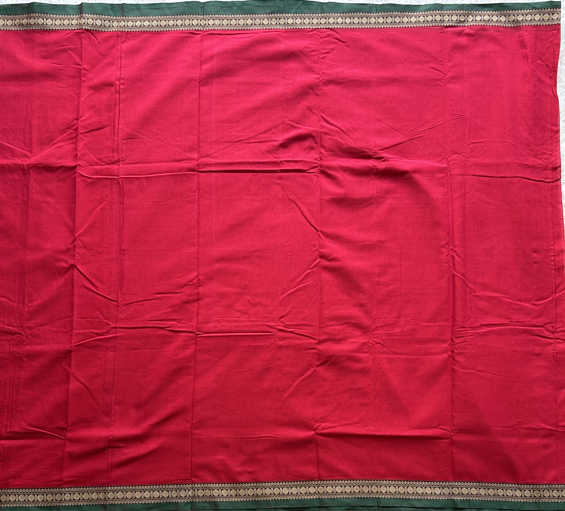 Narayanpet Cotton Saree Ruby Pink Colored Complemented with a Thread Border. - Sampradaya Designer Studio
