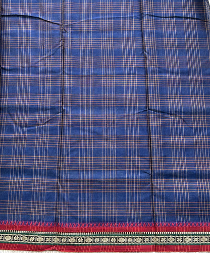 Narayanpet Cotton Checks Saree Light Navy Blue Colored Complemented with a Thread Border.