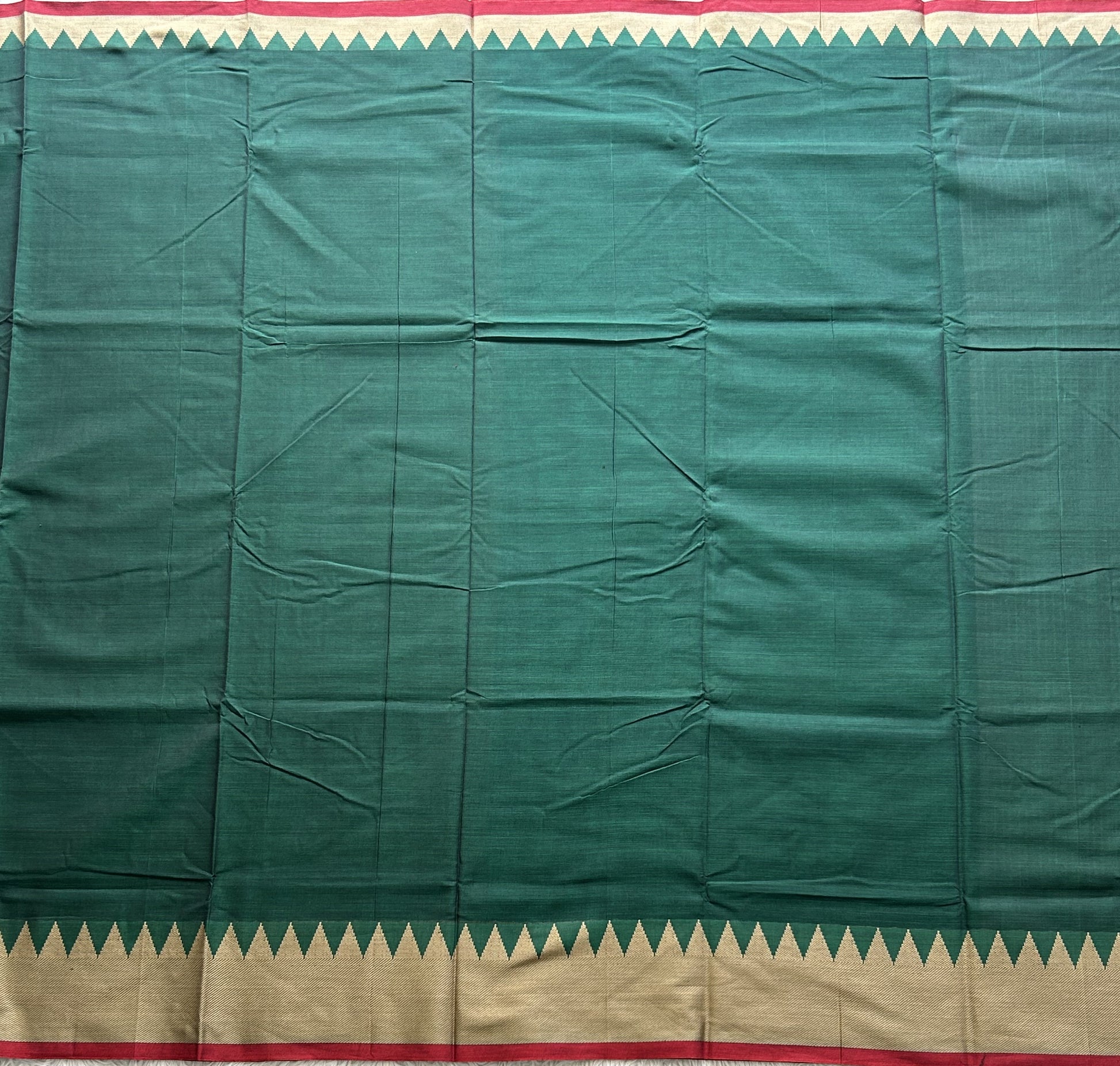 Narayanpet Cotton Saree Dark Paine Green Colored Complemented with a Thread Border. - Sampradaya Designer Studio