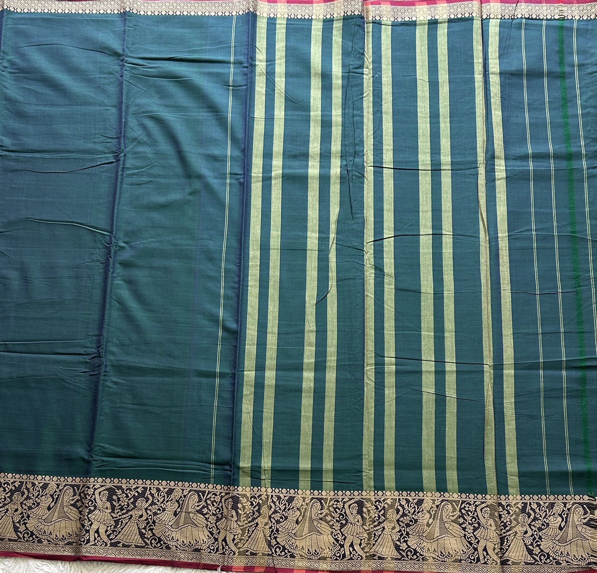 Narayanpet Cotton Saree Dark Pine Colored Complemented with a Thread Border. - Sampradaya Designer Studio