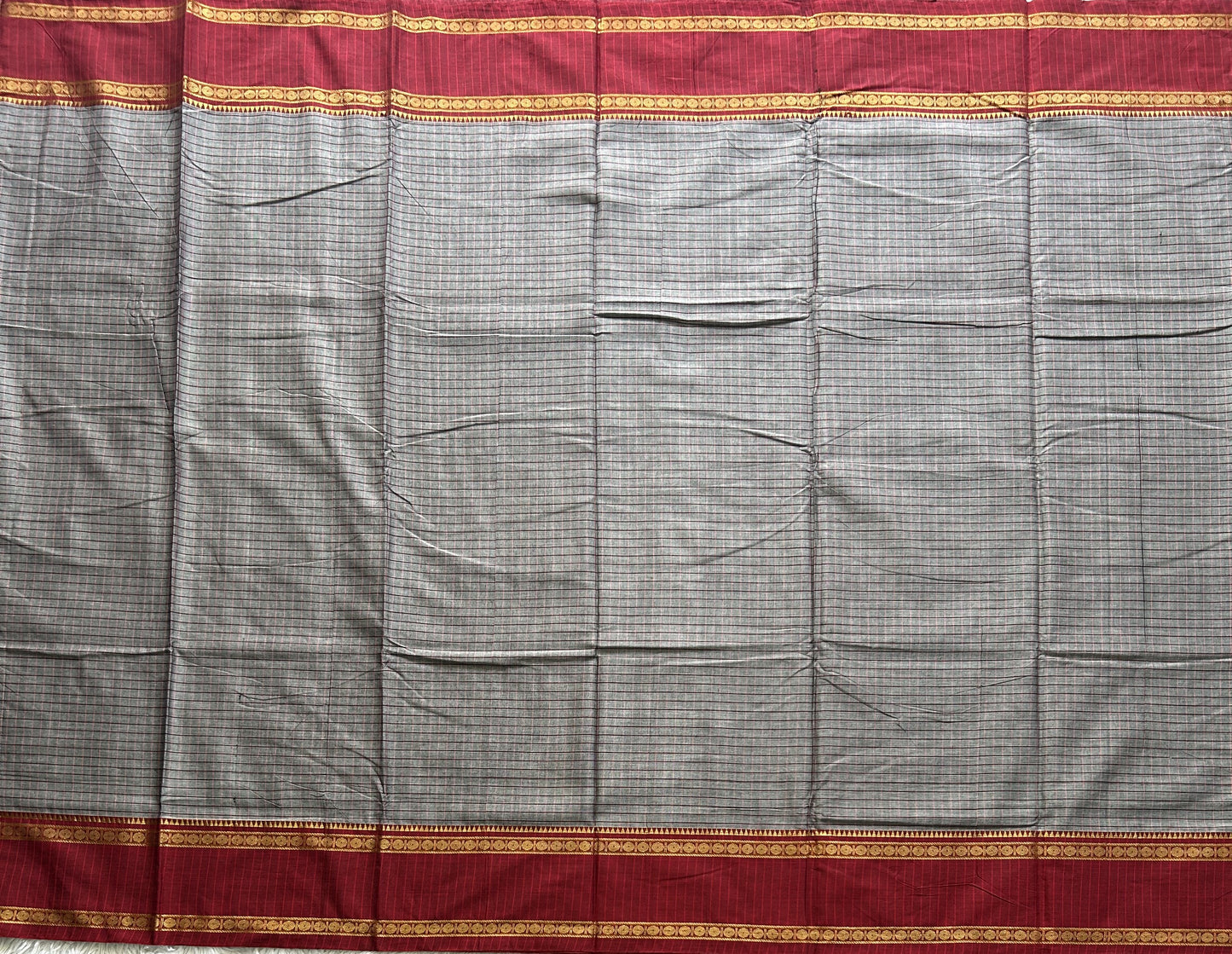 Narayanpet Cotton Checks Saree Pewter Gray Colored Complemented with a Thread Border. - Sampradaya Designer Studio