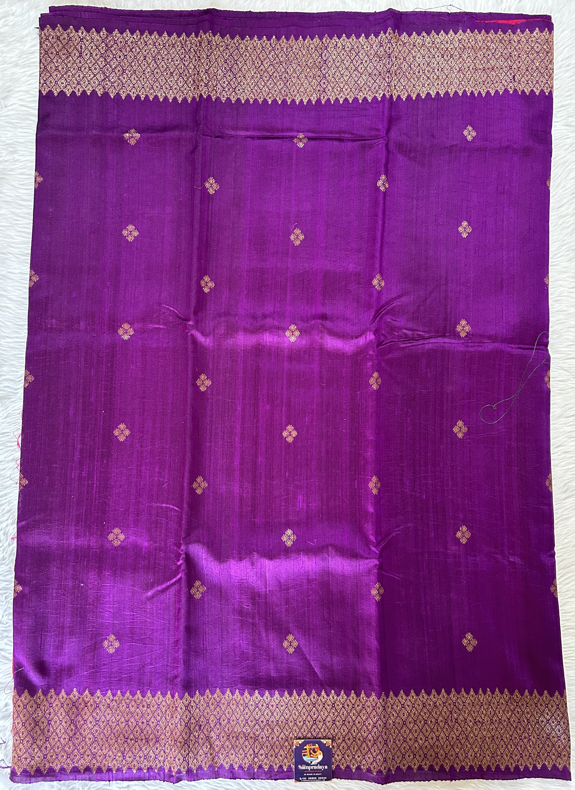 Banarasi Raw Silk Sarees Violet Colored Saree Complemented With a Intricate Weaving Border - Sampradaya Designer Studio