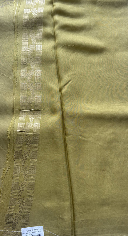 Semi Viscose Georgette Saree Lavender Colored Paired with a Borderless. - Sampradaya Designer Studio