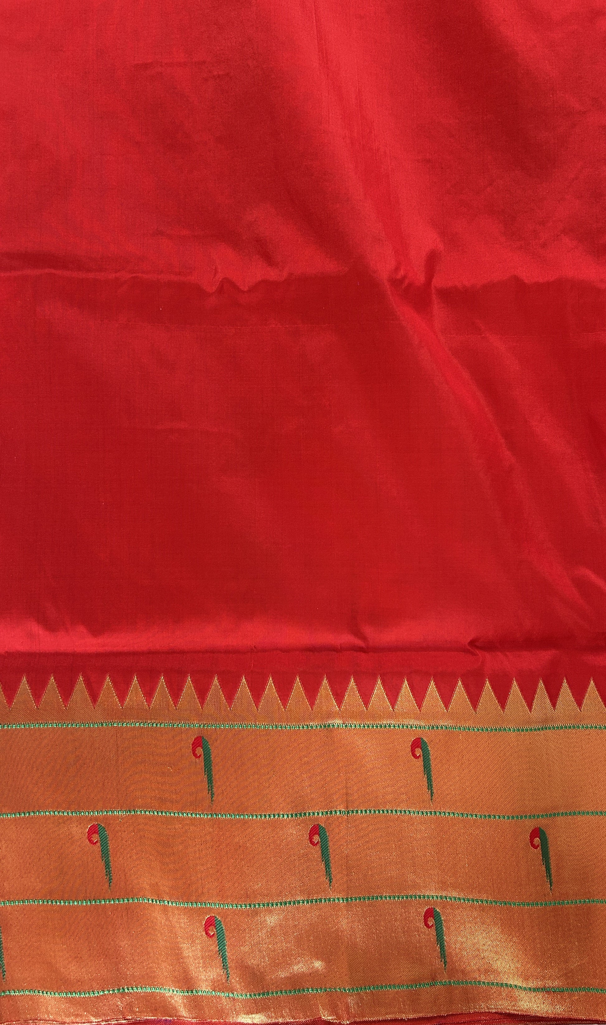 Paithani Silk Saree Purple Colored Saree Complemented With a Orange Colored Muniya Border - Sampradaya Designer Studio