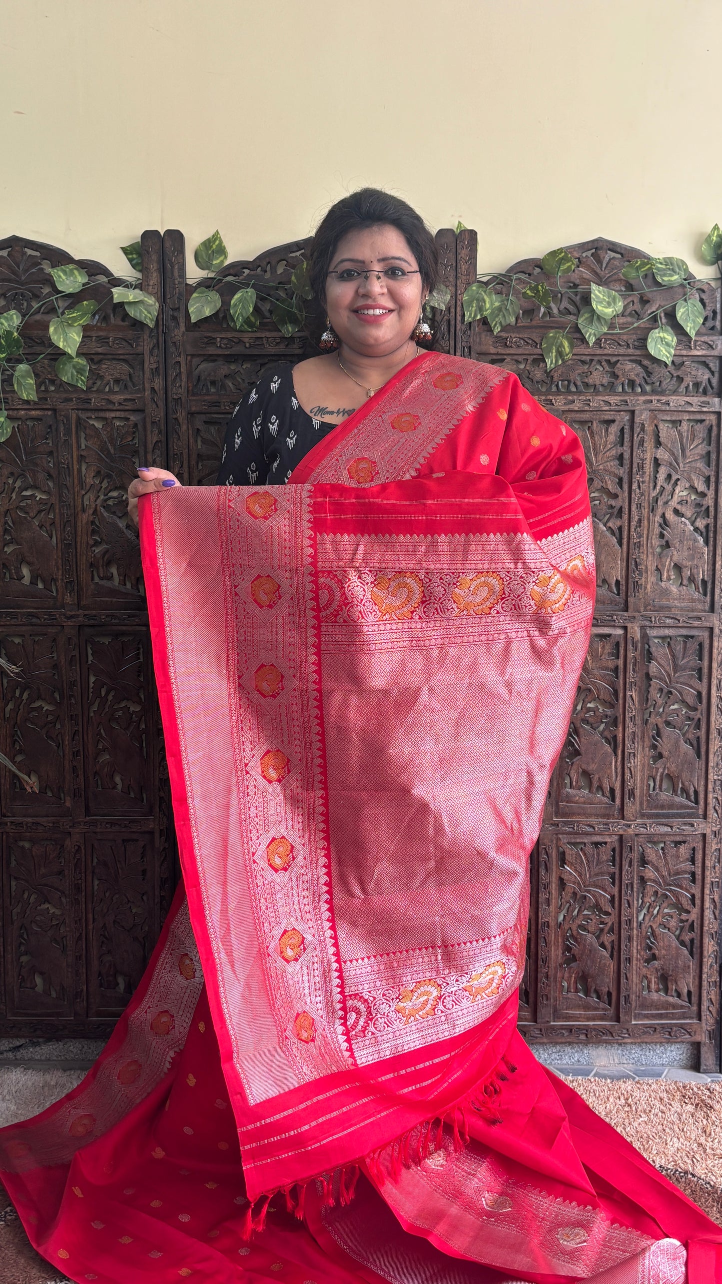 Gadwal Silk Saree Red Colored Complemented With a Kanchi Border - Sampradaya Designer Studio