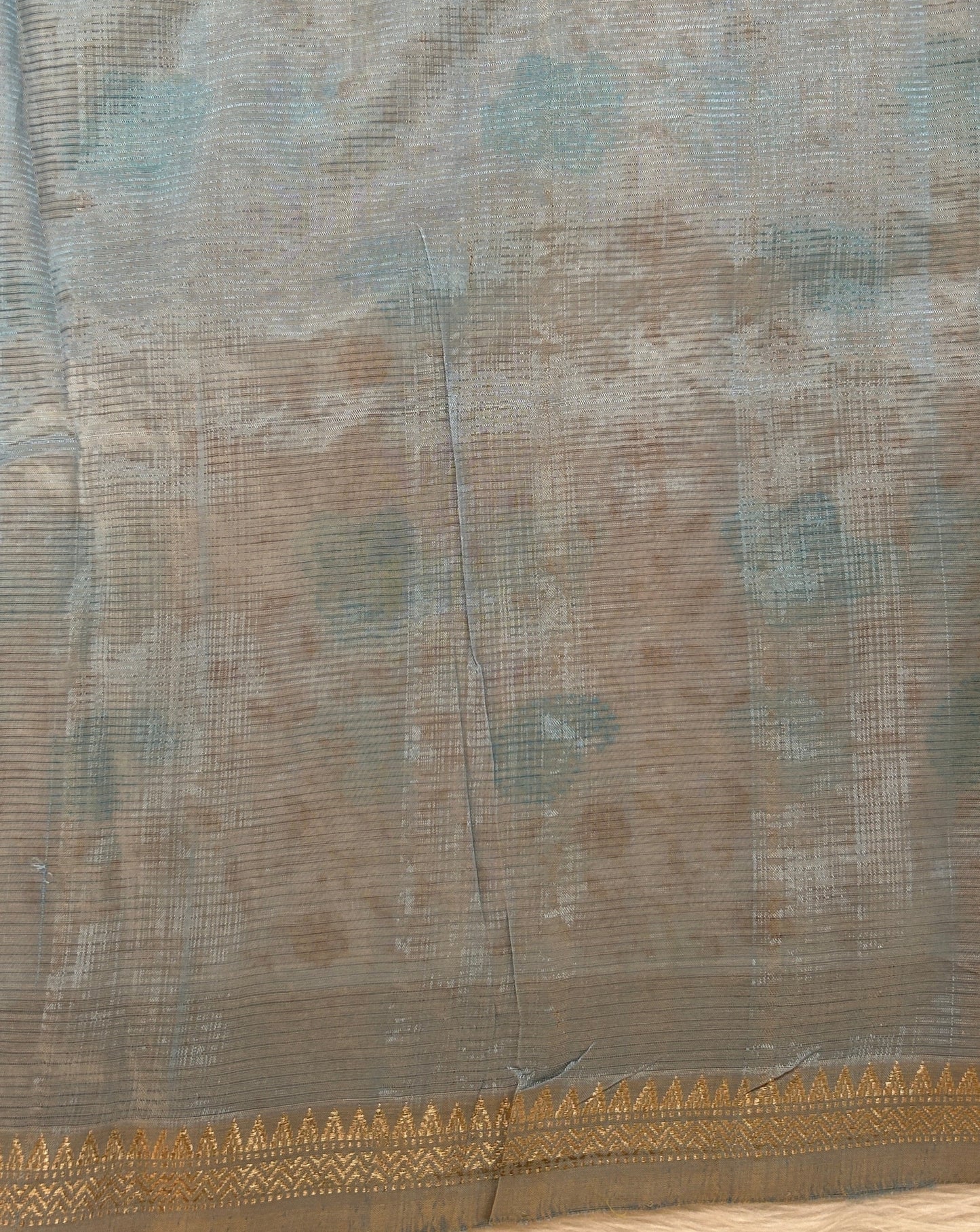 Mangalagiri Chikankari Saree Cream colored Saree complemented with a Mangalagiri Border. - Sampradaya Designer Studio