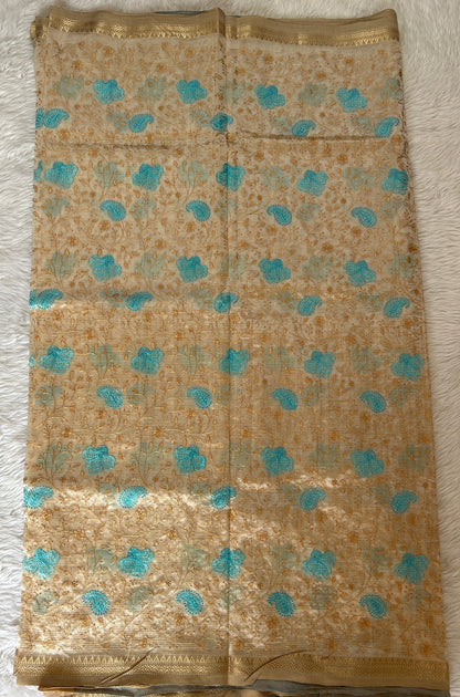 Mangalagiri Chikankari Saree Cream colored Saree complemented with a Mangalagiri Border. - Sampradaya Designer Studio