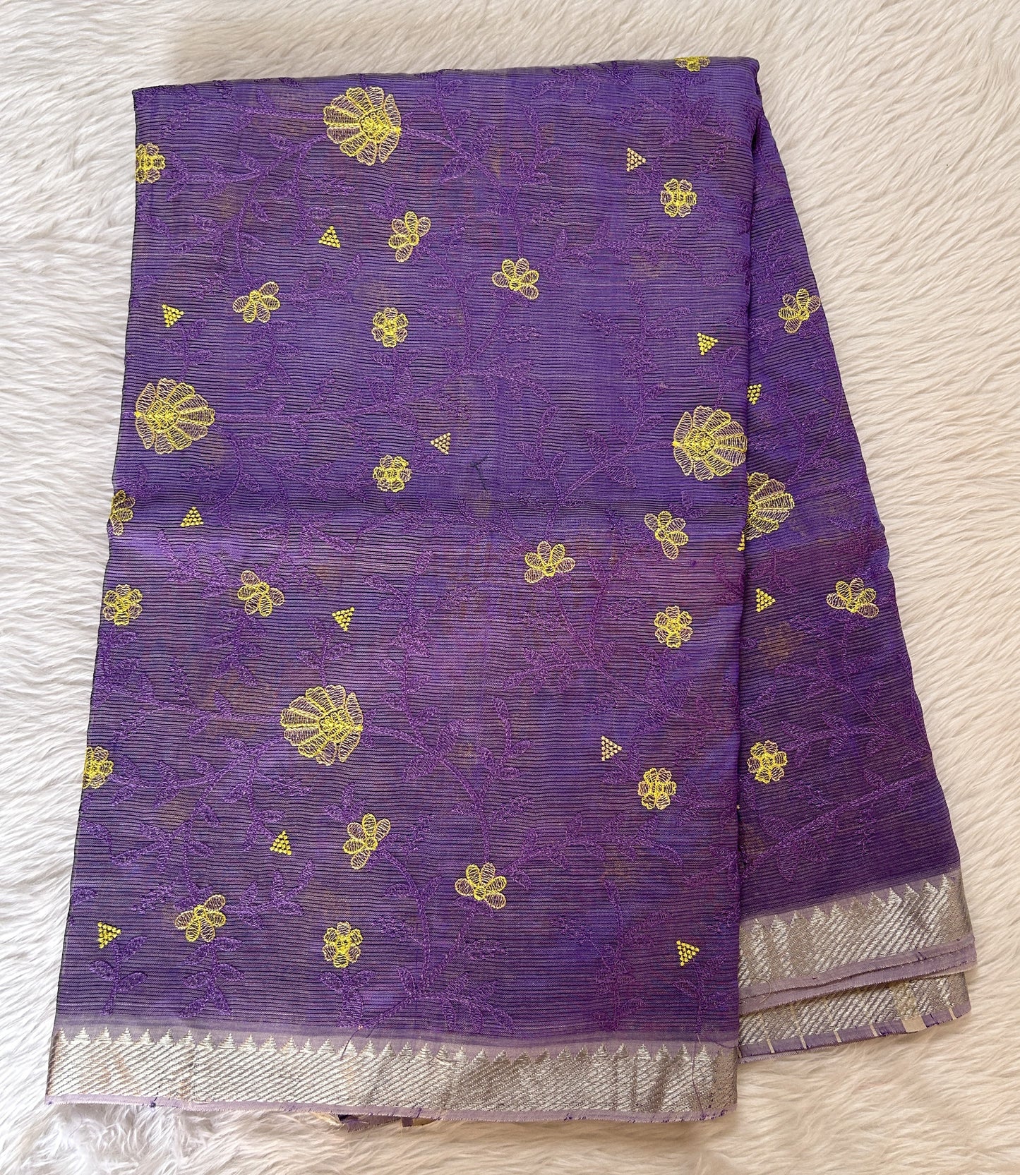 Mangalagiri Chikankari Saree Lavender colored Saree complemented with a Mangalagiri Border. - Sampradaya Designer Studio