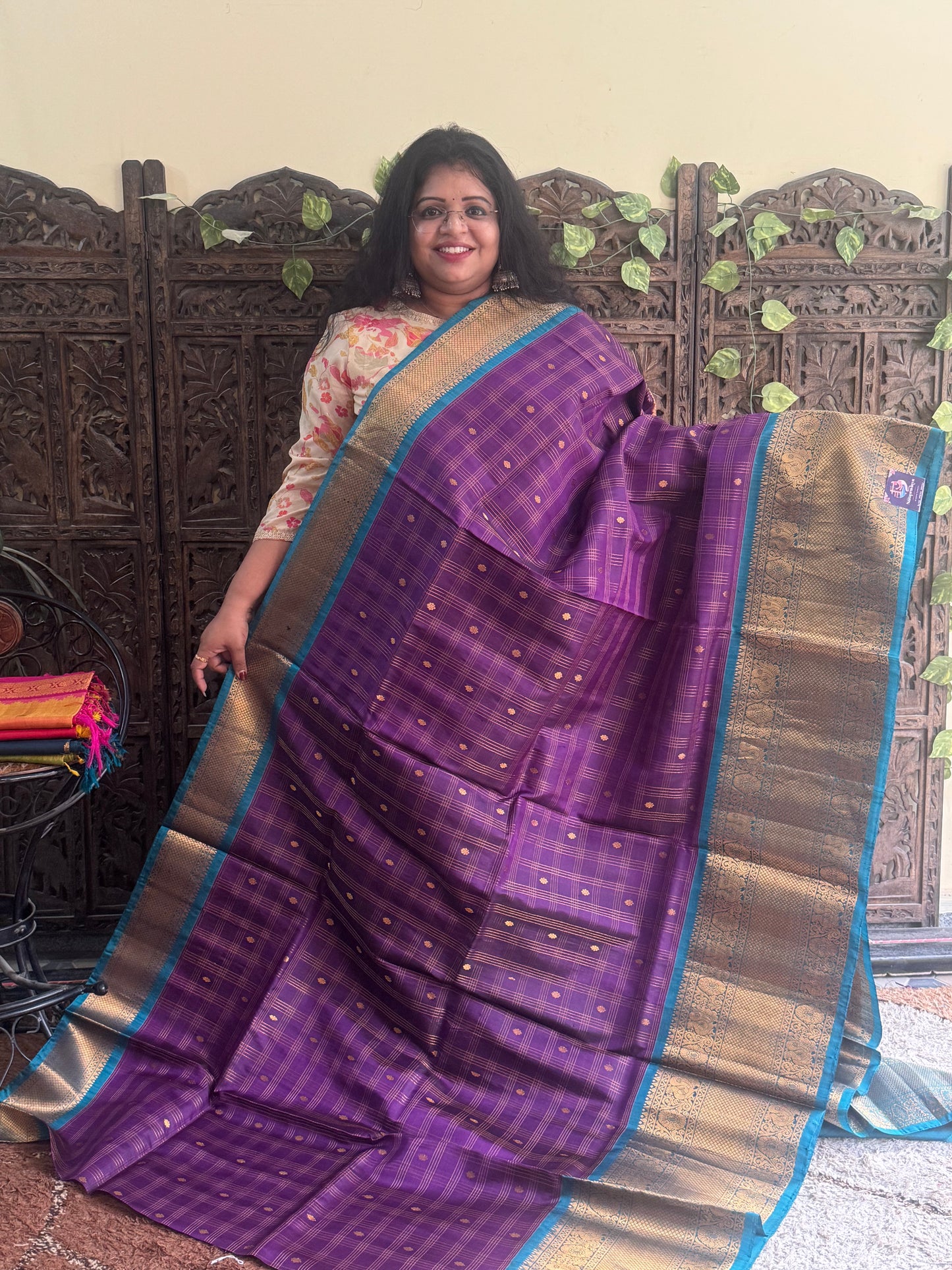 Gadwal Silk Saree Electric Colored Complemented With Gold Zari Border