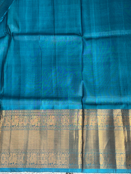 Gadwal Silk Saree Electric Colored Complemented With Gold Zari Border