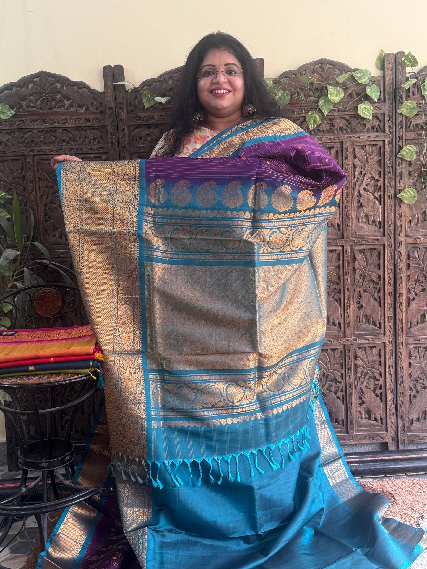 Gadwal Silk Saree Electric Colored Complemented With Gold Zari Border