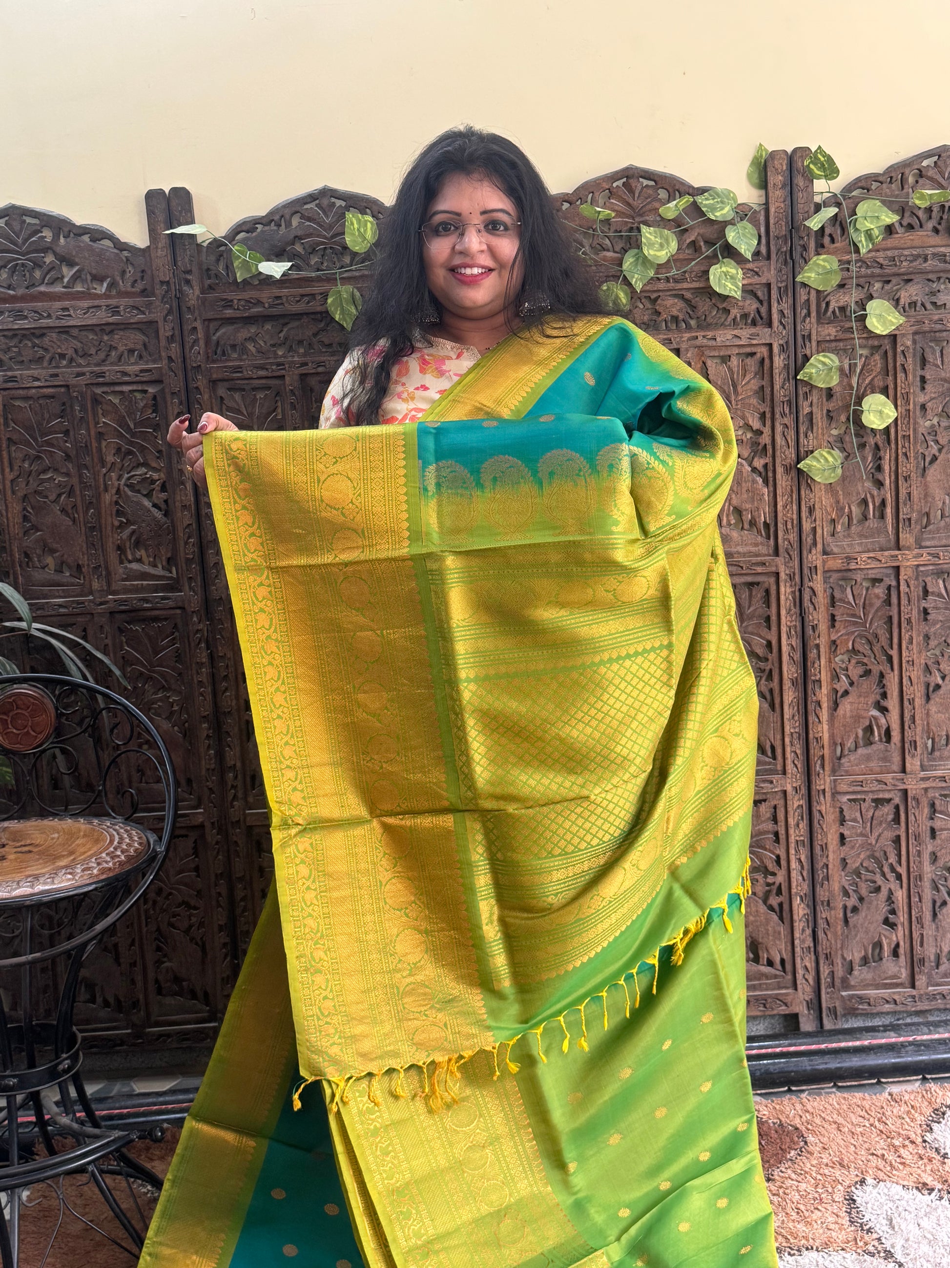 Gadwal Silk Saree Pine Green Colored Complemented With Gold Zari Border - Sampradaya Designer Studio