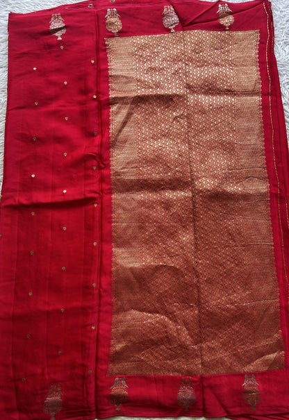 Mona Silk Saree Dark Hot Pink Colored Complemented with a Buti Border. - Sampradaya Designer Studio