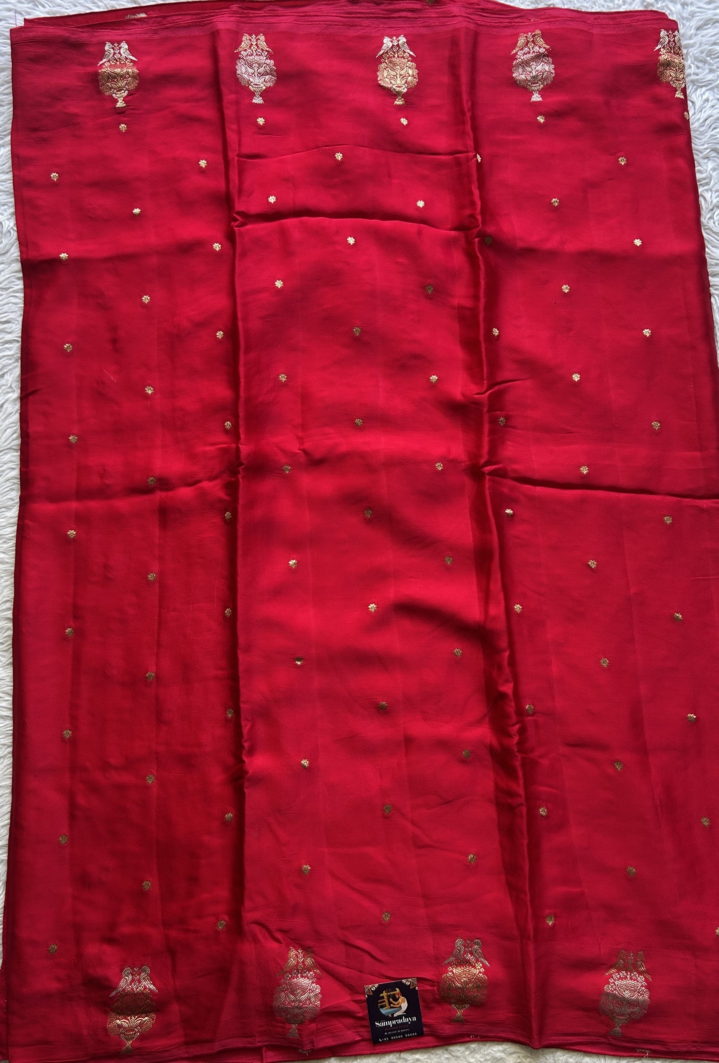 Mona Silk Saree Dark Hot Pink Colored Complemented with a Buti Border. - Sampradaya Designer Studio