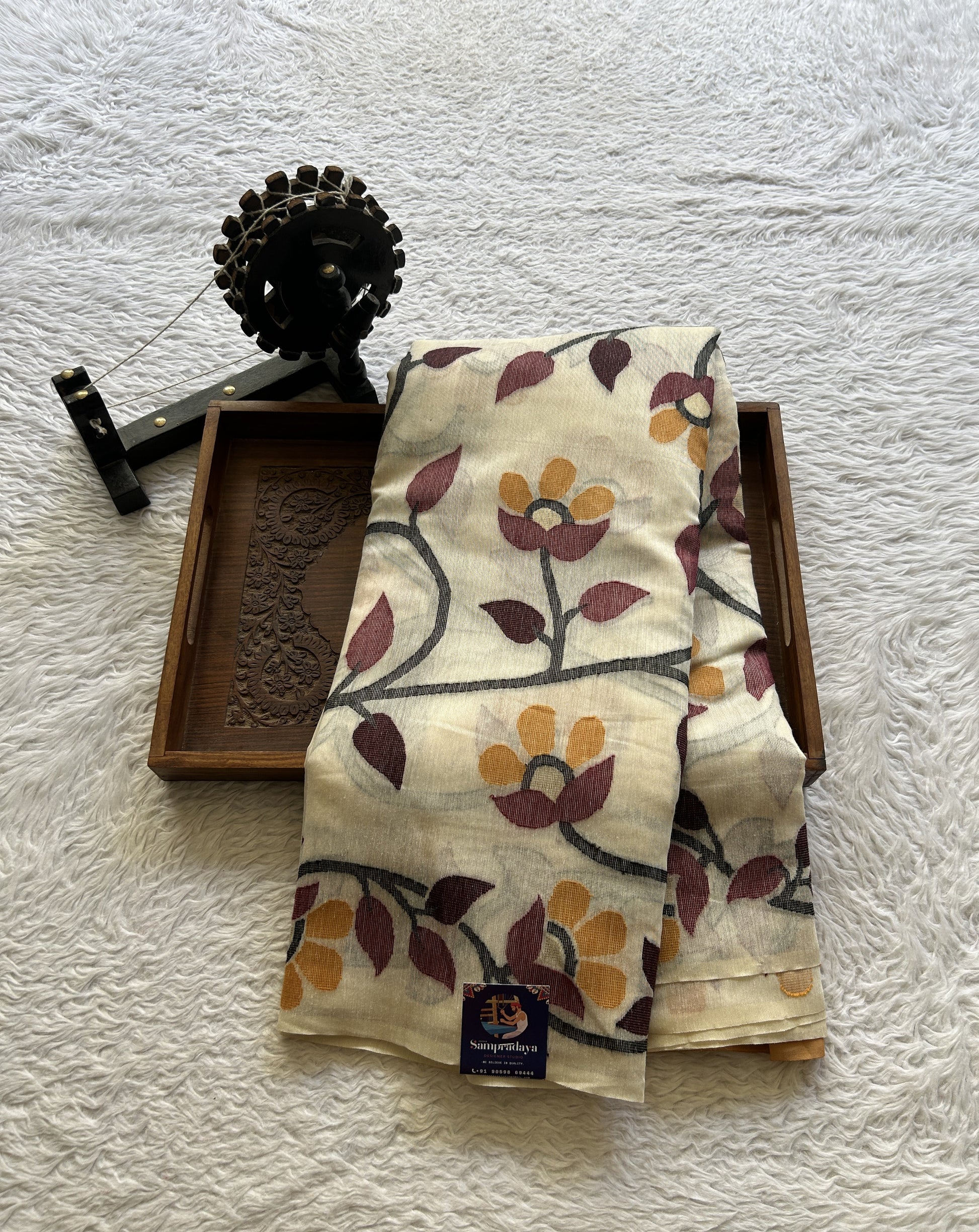 Fancy Linen Allover Saree Off White Colored Complemented with a Borderless. - Sampradaya Designer Studio