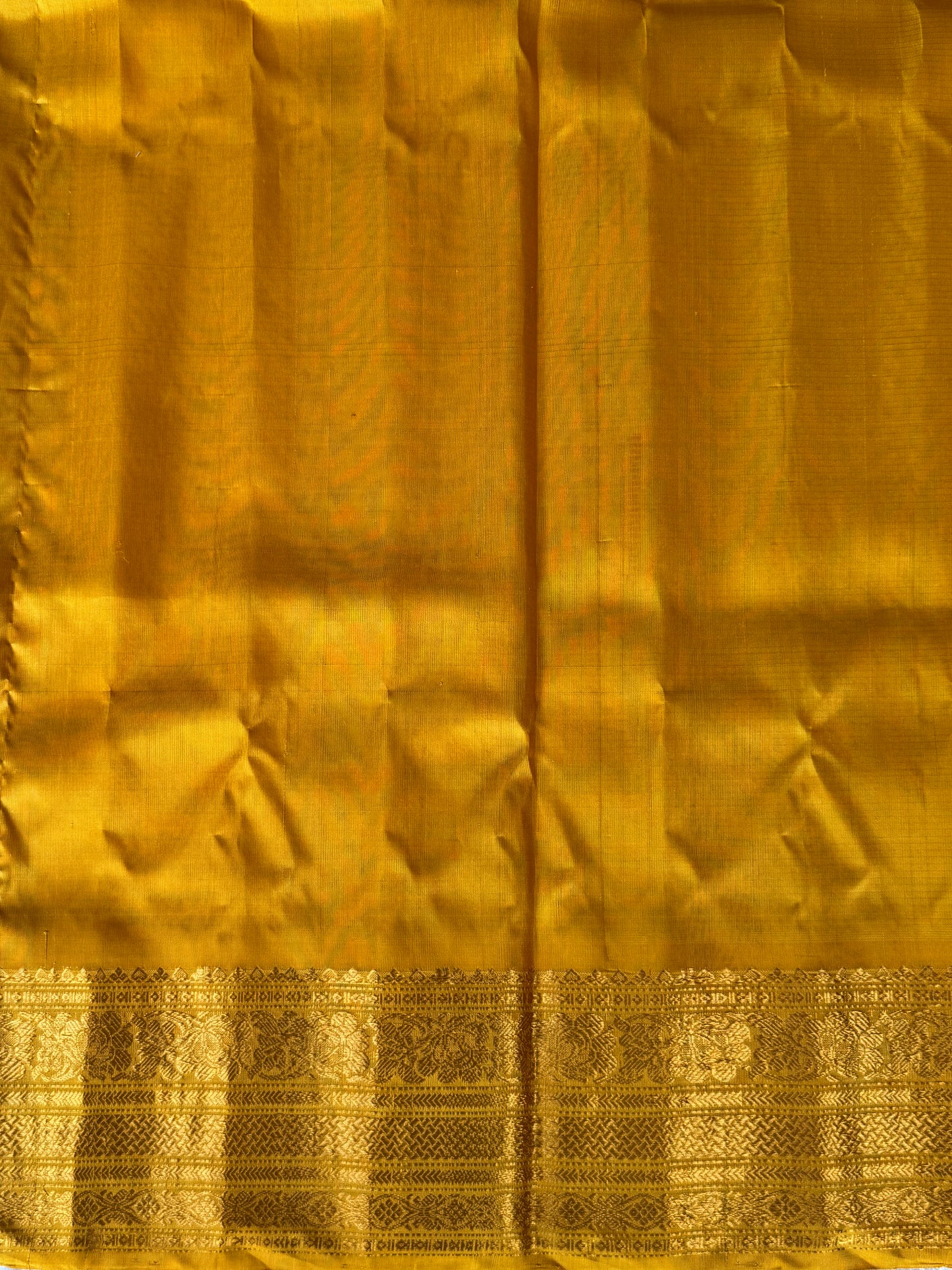 Gadwal Silk Saree Flax Colored Complemented With Gold Zari Border