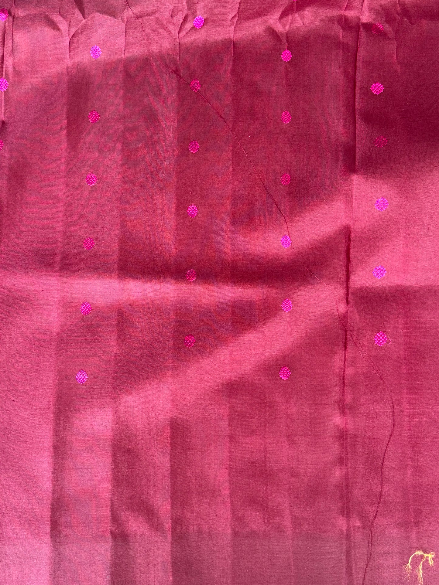 Gadwal Silk Saree Salmon Colored Complemented With Plain Border - Sampradaya Designer Studio