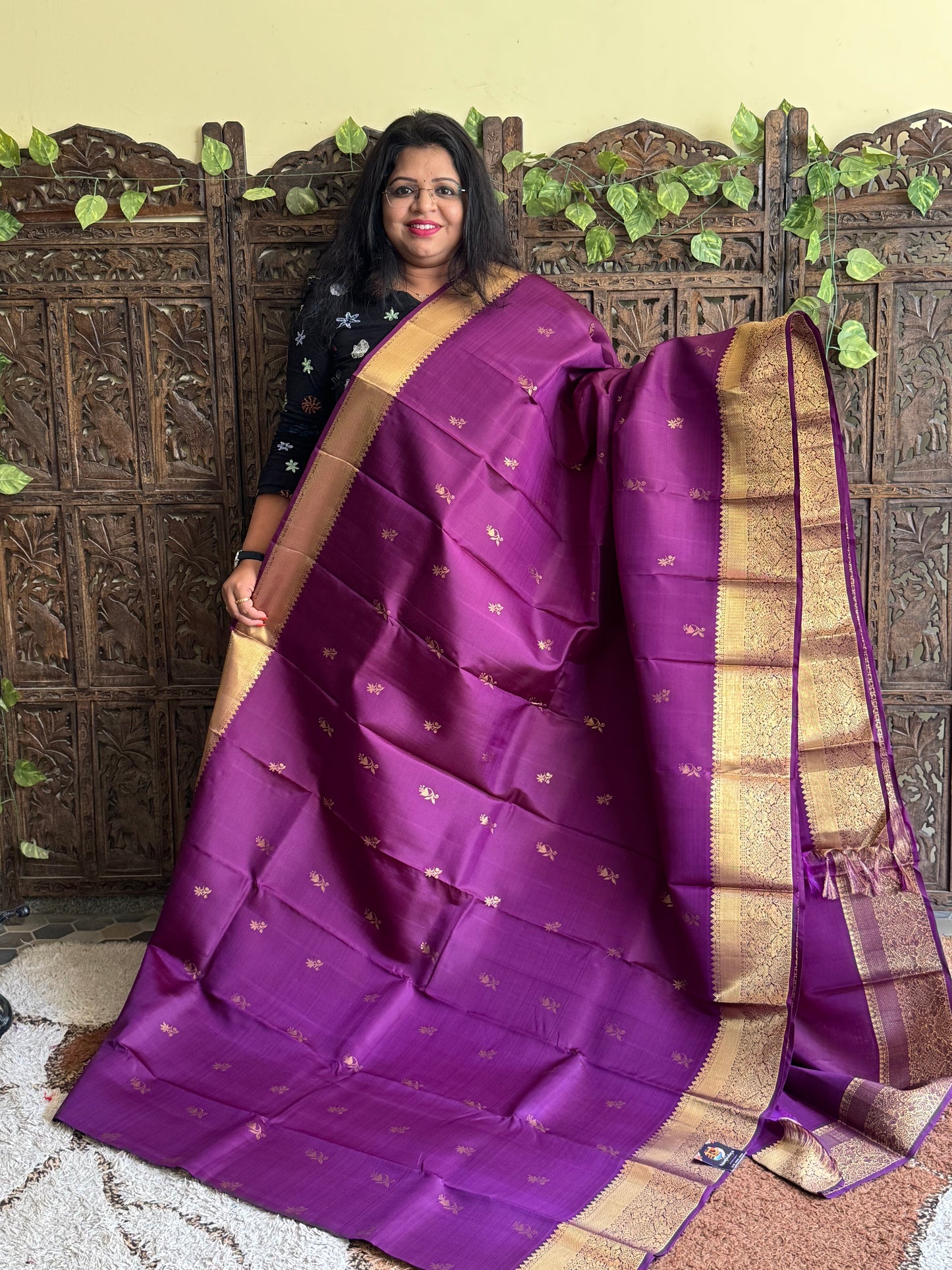 Pure Kanjivaram Silk Saree Purple Colored with Gold Zari Border.