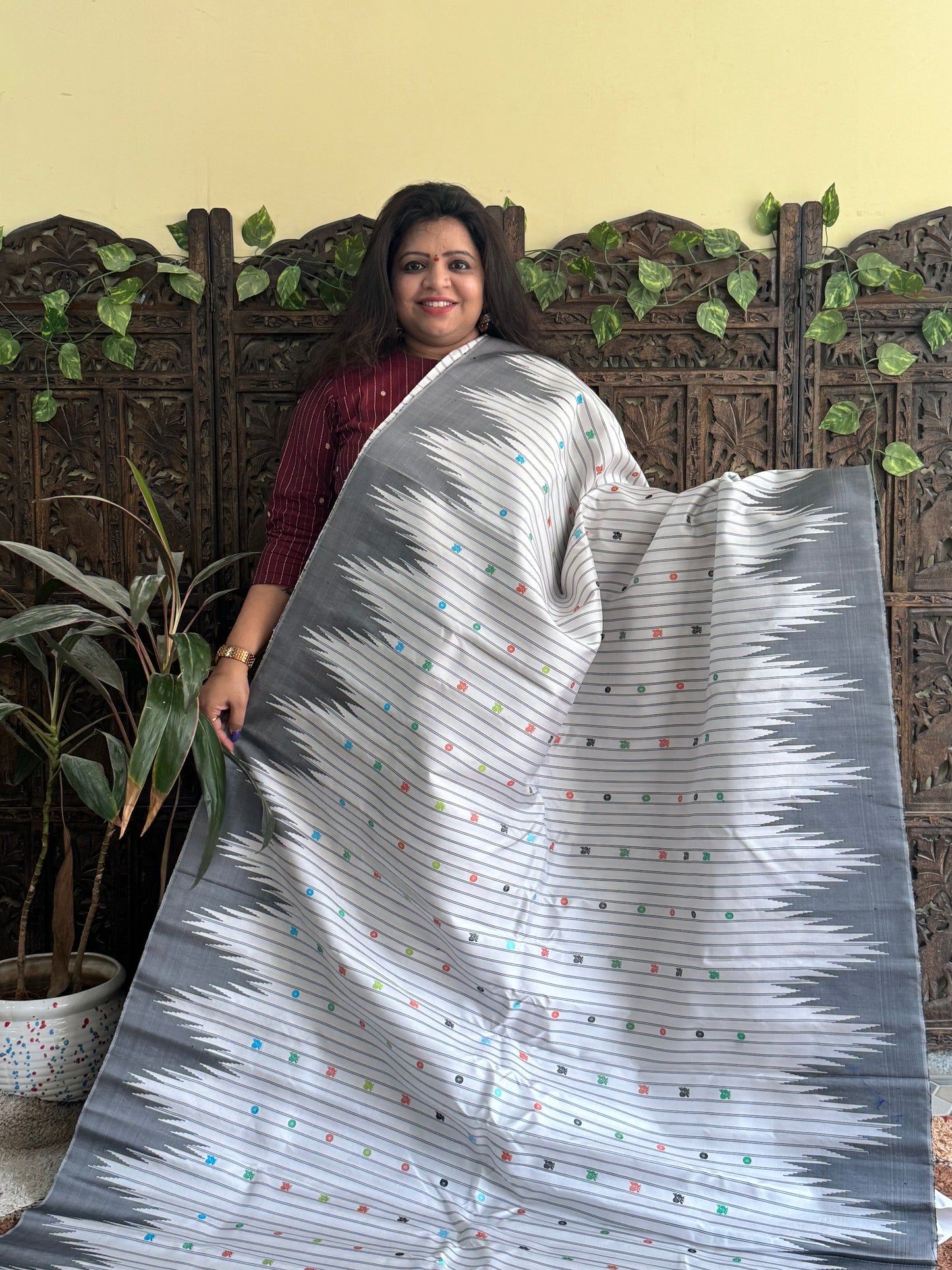 Gadwal Silk Saree Off White Colored Complemented With a Crown Border - Sampradaya Designer Studio