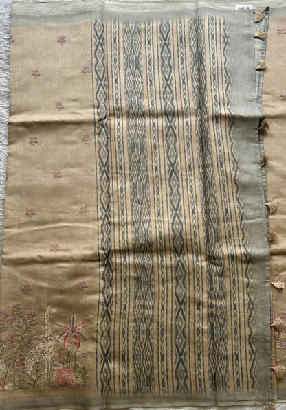 Semi Tussar Saree Beige Colored complemented with a Borderless. - Sampradaya Designer Studio