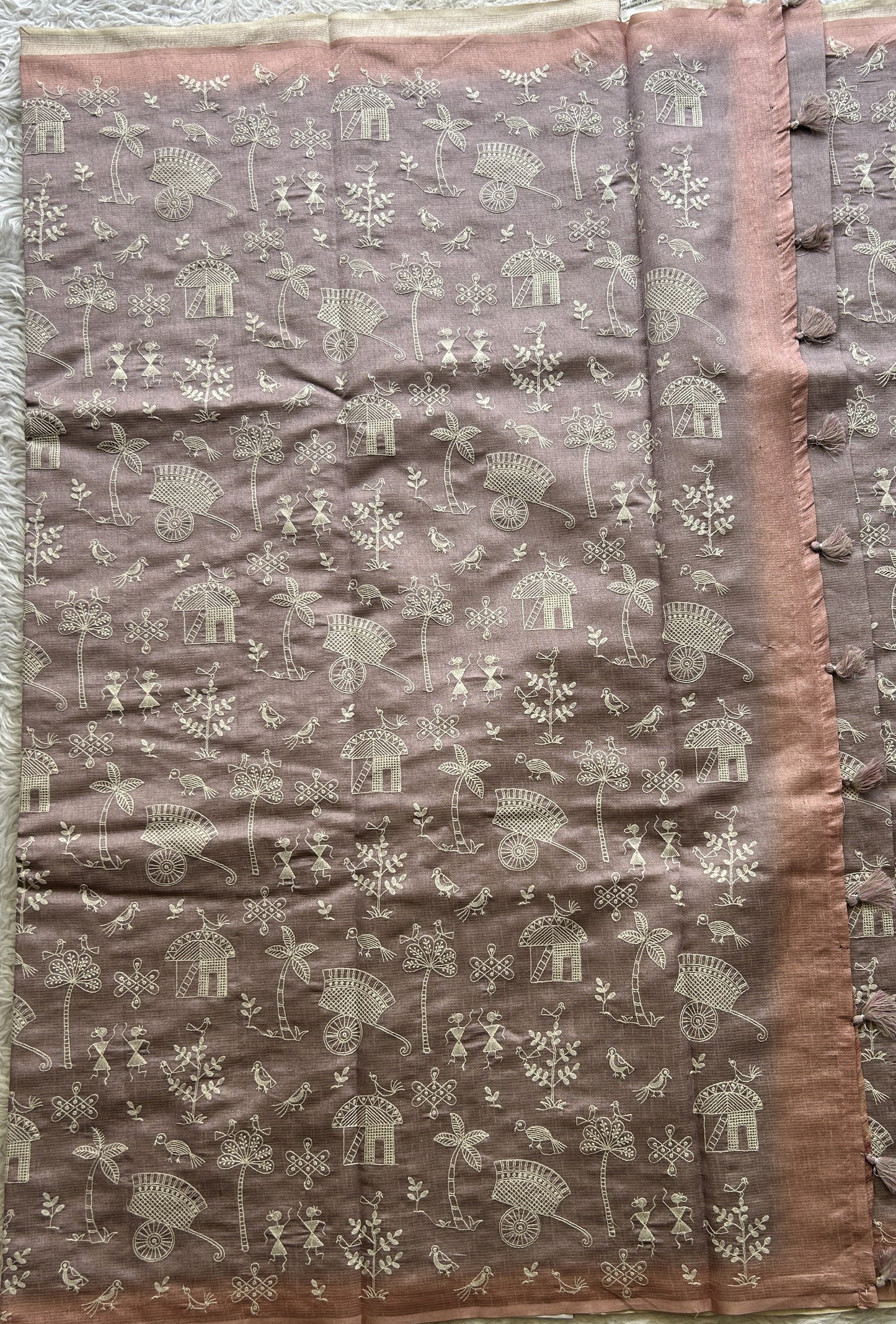 Semi Tussar Saree Light Lavender Colored complemented with a Borderless. - Sampradaya Designer Studio