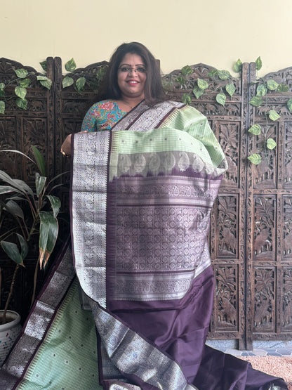 Gadwal Pattu Saree Green colored saree complemented with a Brown Zari border - Sampradaya Designer Studio