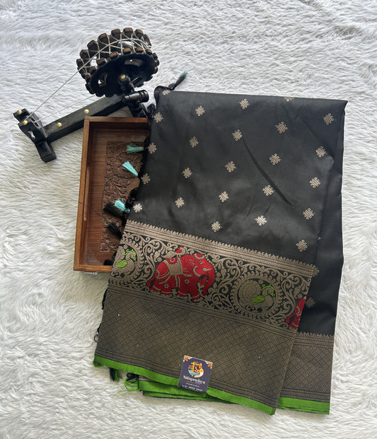 Gadwal Pattu Saree Black Colored Complemented With a Zari Border - Sampradaya Designer Studio