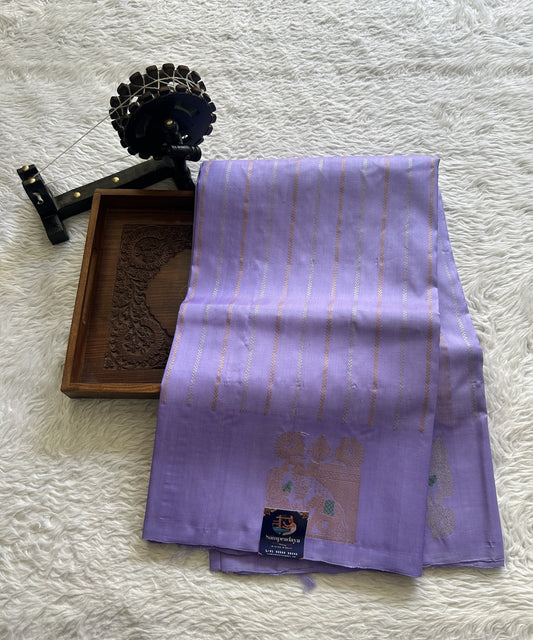 Gadwal Pattu Saree Lavender Colored Complemented With a Zari Border - Sampradaya Designer Studio