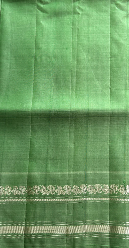 Gadwal Pattu Saree Navy Blue Colored Complemented With a Green Color Zari Gap Border - Sampradaya Designer Studio