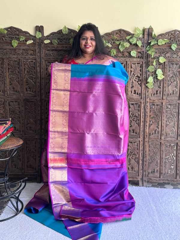 Pure Kanjivaram Silk Saree Bondi Blue Colored Elegantly Paid with a Gold Zari Border - Sampradaya Designer Studio