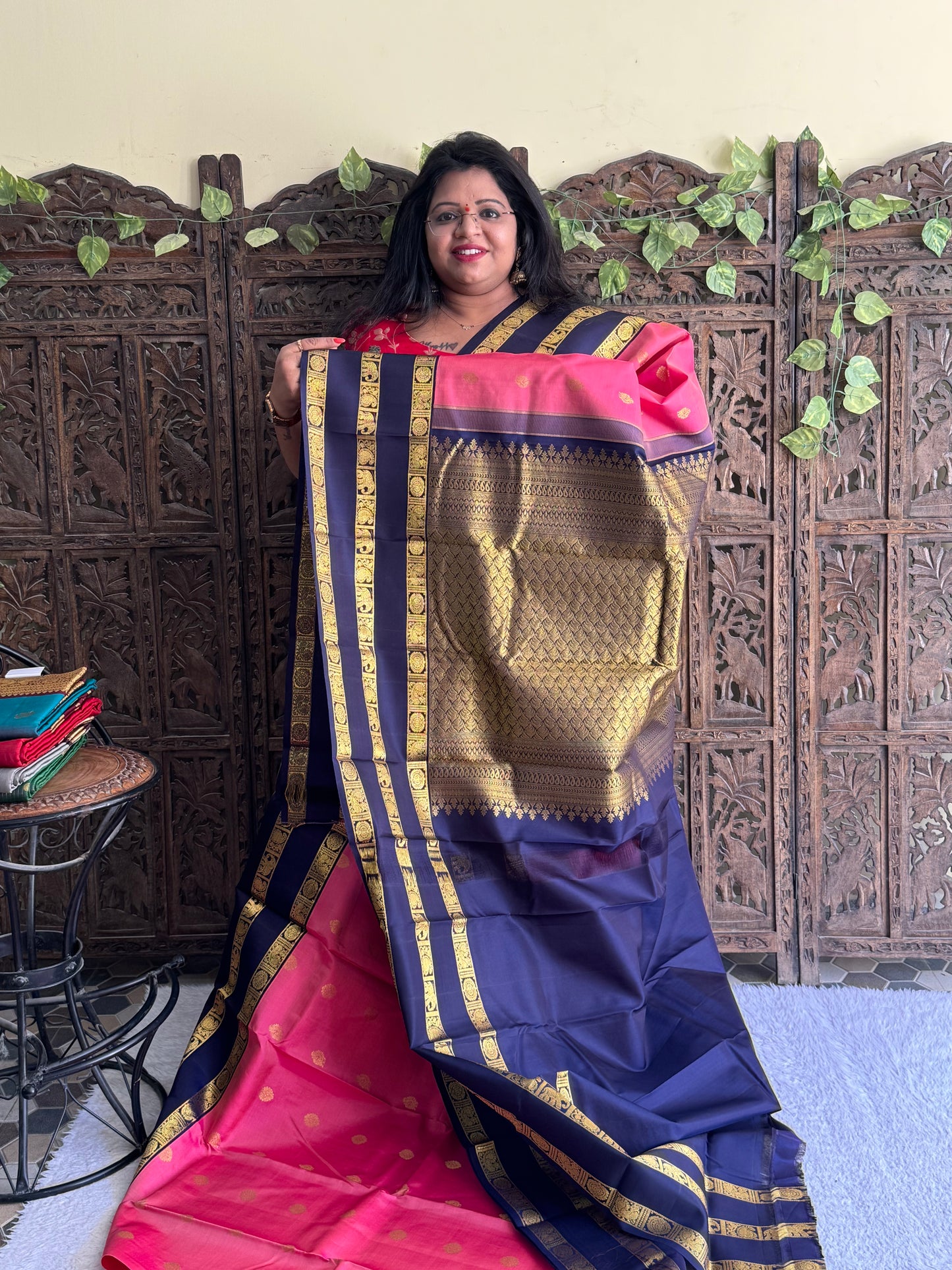 Pure Kanjivaram Silk Saree Light Bubblegum Pink Colored Elegantly Paid with a Gold Zari Border